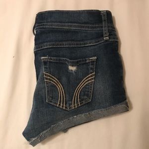 Hollister size 1 low rise shorts